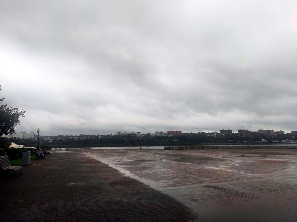 Площадь у памятника Александру 3